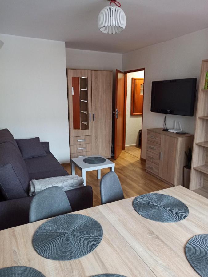 Apartamenty Jola ชกลาร์สกา ปอเรมบา ภายนอก รูปภาพ